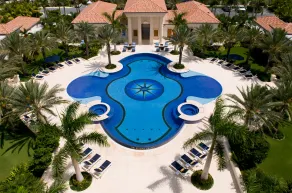 The Regent Grand - Pool