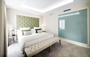 Lamaro Hotel Barcelona - Preferred Hotels & Resorts - Lifestyle Collection - Room