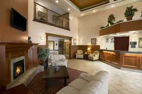 Super 8 by Wyndham Fort Nelson BC - Lobby