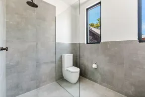 Terminus Hotel Pyrmont - Bathroom