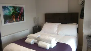 The Castle Apartments - Quarto