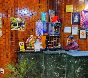 Hotel Surya International - Manali - Recepção