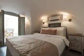 Mathios Luxury Homes - Room