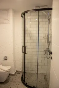 Aloha Suites - Bathroom