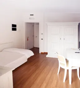 Hotel Sebino - Rum