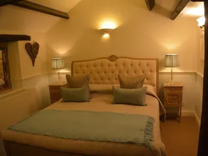 The Castle Arms Inn - Room