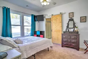 Cozy Corinth Escape ~ Half-mi to Shop & Dine! - Rom