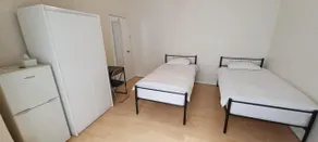 Bruce Rooms - Camera