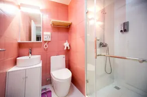 T&Q Hostel Broad and Narrow Alley Branch - Bathroom