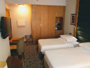 Copthorne Hotel Sharjah - Room