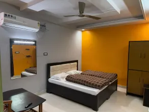 Hotel Shaurya - Quarto
