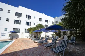 Tropics Hotel Miami Beach - Piscina