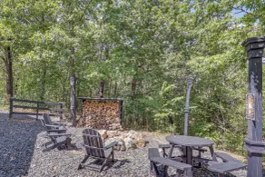 'wolf Ridge Lodge' w/ Hot Tub & Fire Pit! - Intérieur