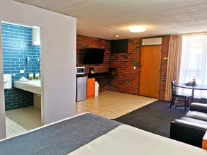 Town House Motor Inn - Zimmer