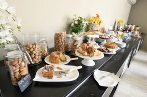 Baitan Hotel - Restaurant