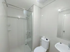 Good Place And Homey 2Br At Podomoro City Deli Medan Apartment - Badeværelse