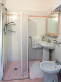 Hotel Muccioli - Banheiro