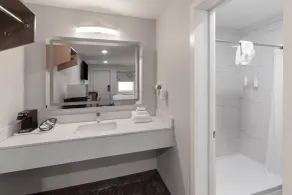 Days Inn by Wyndham Aransas Pass - Salle de bain