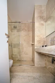 Hotel Golden Crown - Baño