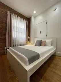 Hotel and the City, Rooftop City View - Chambre