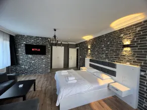 Karaca Suite - Rom