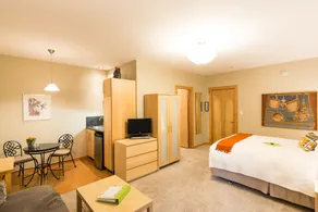 Cormier's Studio - Room