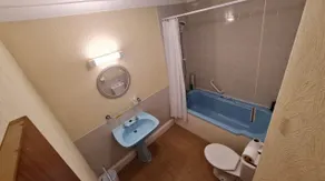 Sea Side Hotel - Baño