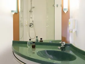 ibis Genève Aéroport - Salle de bain