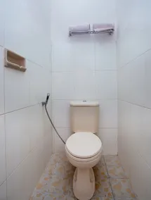 Hotel O Griya Karangsalam Indah - Baño