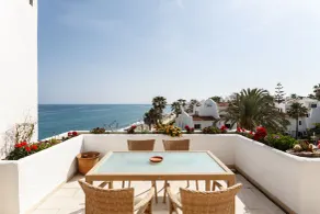 Coral Beach Aparthotel - Chambre