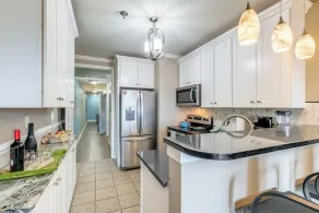 Smith Mountain Lake Retreat w/ Resort Amenities! - Interior