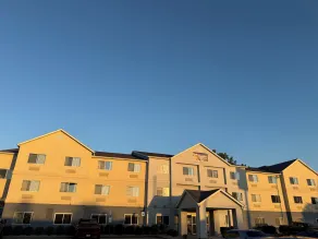 Comfort Inn & Suites Lima Northwest - Façade de l’hébergement