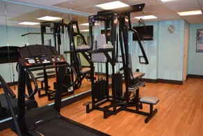 Econo Lodge Louisville Downtown - Fitness facility
