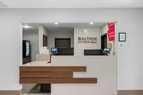 HomeTowne Studios by Red Roof Bradenton - Rezeption