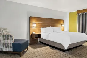 Holiday Inn Express Hotel & Suites Marion by IHG - Chambre
