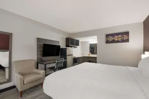 Suburban Studios Cleveland Central - Chambre