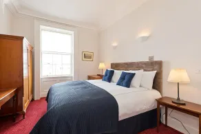 Henrietta Suites City Centre - Rum