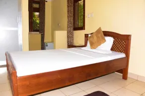 LifeLights Hotel - Room