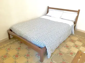 OYO Guest House Ruzafa - Rum