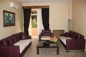 SekaPark Hotel - Lobby sitting area
