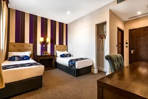 Grand Sapphire Hotel & Banqueting - Værelse