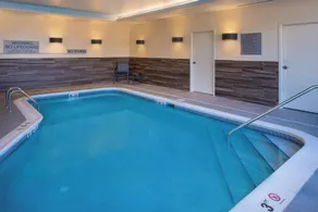 Fairfield Inn & Suites by Marriott Akron Stow - Piscine