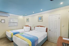 Bayview Plaza Waterfront Resort - Chambre
