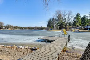Boat Dock, Hot Tub & Deck: Lakefront Nekoosa Home! - Innenbereich