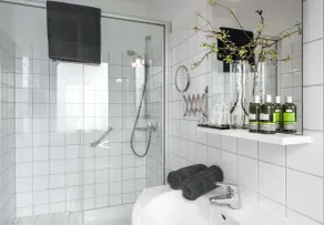 Hotel Stadt Hamburg - Bathroom