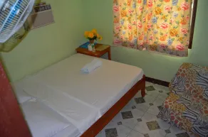 Casa Bonita Inn Oslob - Chambre