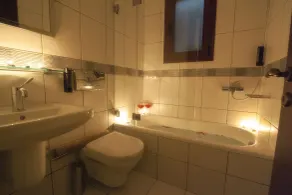 Pearls Of Crete - Holiday Residences - Bad