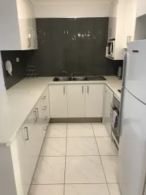 Anchor Down Holiday Apartments - Private kitchen