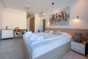 Aparthotel Plat - Zimmer