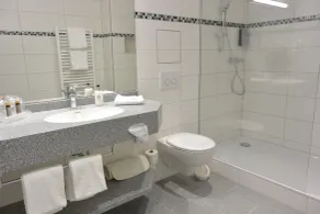 Hotel Kastanienhof - Bathroom